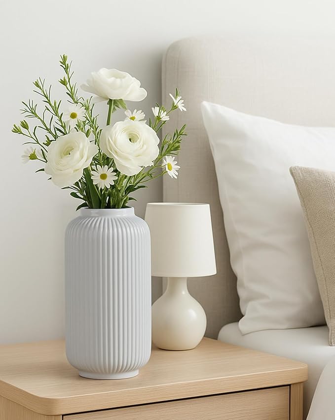 White Ceramic Flower Vase, 8 Inch Ribbed Vase for Pampas Grass, Fresh or Dried Flowers, Decorative Centerpiece for Living Room, Kitchen, Bookshelf, Office Decor