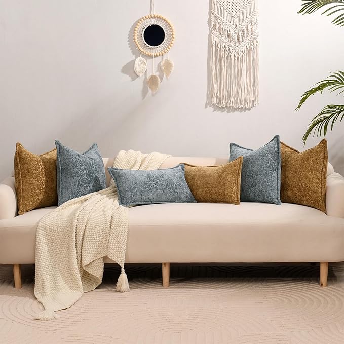 DEZENE Pack of 2 Golden Brown Decorative Throw Pillow Covers 20x20 Cozy Soft Polyester Accent Vintage Square Couch Pillow Covers for Home Decor Bed Sofa Living Room