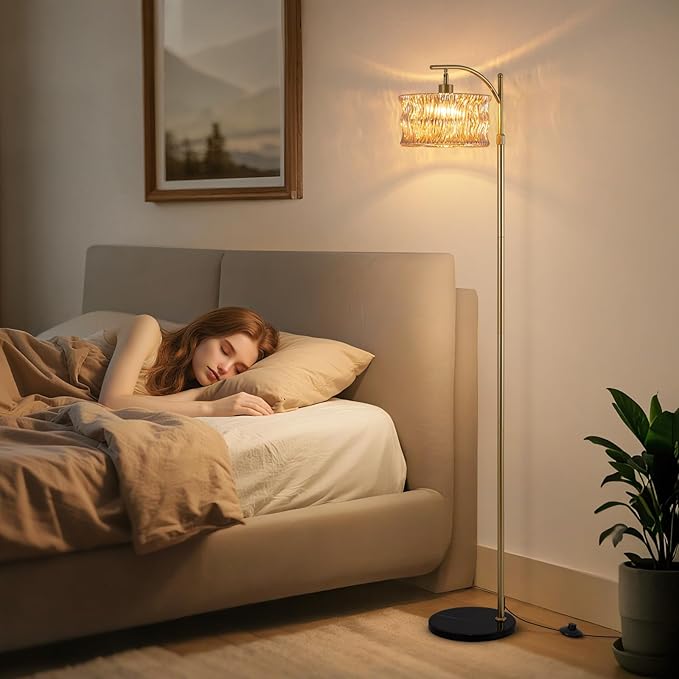 JERANDO Vintage Gold Floor Lamp for Living Room, Amber Glass Lampshade Modern Standing Lamp with Remote, Mid Century Dimmable Tall Lamp for Bedroom, Study Room (Bulb Included)