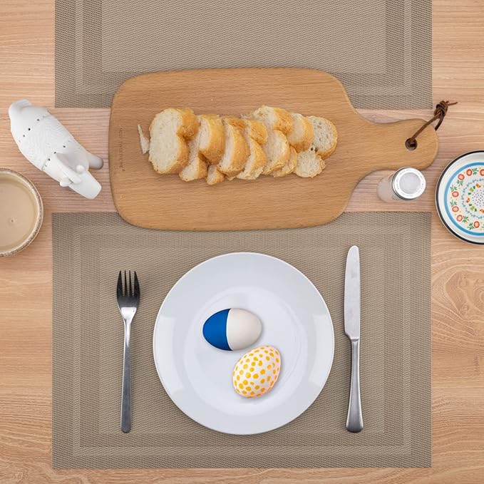 Winknowl Placemats Set of 4,Heat Resistant Woven Vinyl Washable PVC Place Mats,Non-Slip Stain Resistant Indoor/Outdoor Table Mats for Dining Table (Gold)
