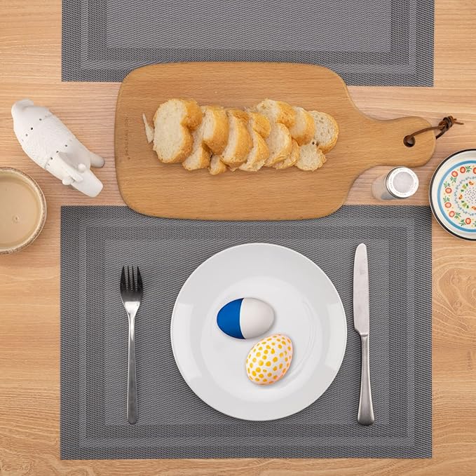 Winknowl Placemats Set of 4,Heat Resistant Woven Vinyl Washable PVC Place Mats,Non-Slip Stain Resistant Indoor/Outdoor Table Mats for Dining Table (Grey)