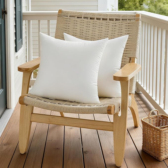Oubonun 18x18 Waterproof Outdoor Pillow Inserts – Set of 2 Soft & Fluffy, Water Resistant Throw Pillows for Patio, Garden, Porch, or Indoor Decorative