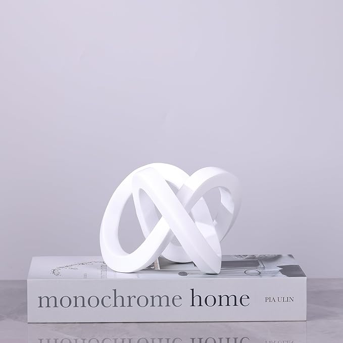 White knot decorative sculpture, white home decor aesthetics, Möbius strip sculpture, suitable for decoration and display on bookshelves, living room TV cabinets, office cabinets, and coffee tables.