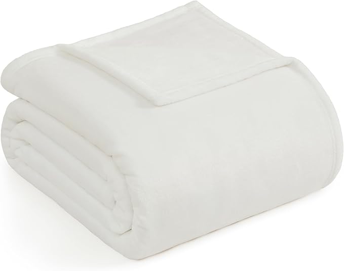 Casa Platino Fleece Blanket King Size – 300 GSM White Fleece Throw for Bed or Couch – Soft Cozy Warm Holiday Bed Blanket for Winter, Fuzzy Plush Elegant Gifts for Men & Women - 108x90 Inch