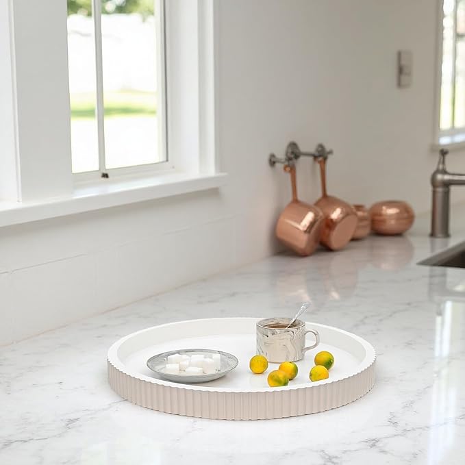 Carah & Cossh Round Wooden Serving Tray, White Round Decorative Wood Tray, Modern Decorative Tray, Perfect for Storage and Display (White B)
