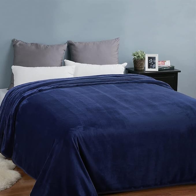EASELAND Soft King Size Blanket All Season Warm Microplush Lightweight Thermal Fleece Blankets for Couch Bed Sofa,90x108 Inches,Dark Blue