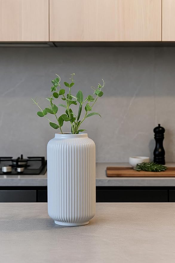 White Ceramic Flower Vase, 8 Inch Ribbed Vase for Pampas Grass, Fresh or Dried Flowers, Decorative Centerpiece for Living Room, Kitchen, Bookshelf, Office Decor