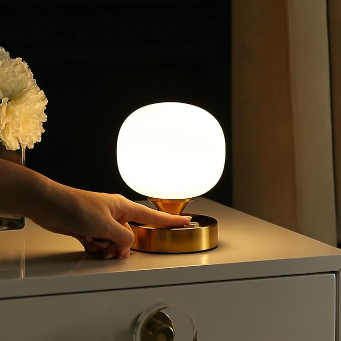 JONATHAN Y JYL7112C Owen 6.13" Modern Minimalist Iron Rechargeable Integrated LED Table Lamp Contemporary Bedside Desk Nightstand Lamp for Bedroom Living Room Office, Brass Gold/White