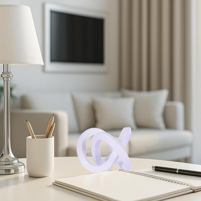 White knot decorative sculpture, white home decor aesthetics, Möbius strip sculpture, suitable for decoration and display on bookshelves, living room TV cabinets, office cabinets, and coffee tables.