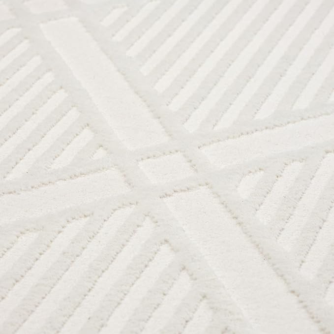 LUXE WEAVERS Geometric Diamond Shaped Cream 6x9 Area Rug