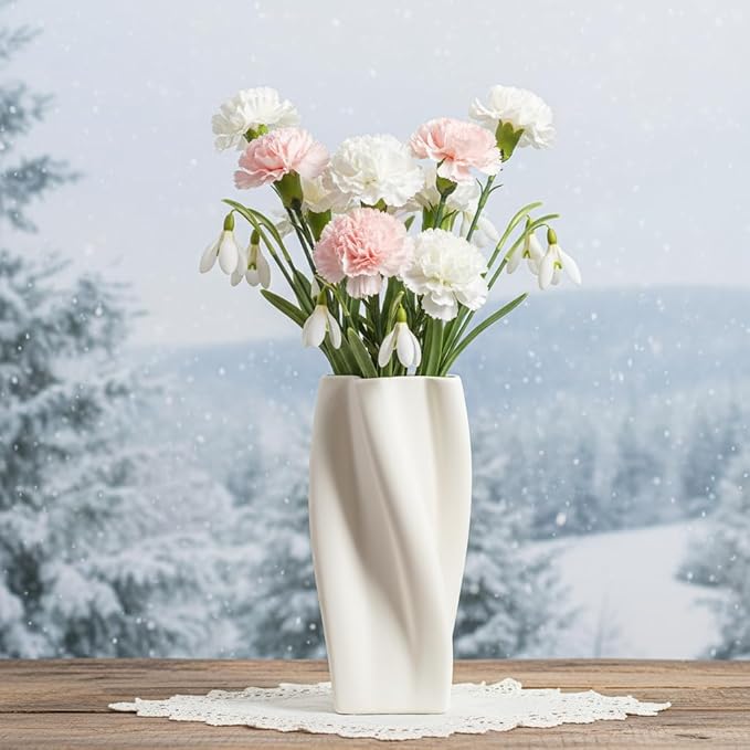 White Ceramic Vase with Ruffled Texture - 8.9" Unique Flower Vase for Pampas Grass & Centerpieces, Decorative Boho/Farmhouse Vase for Living Room, Office Desk & Housewarming Gift (for Her/Yourself)