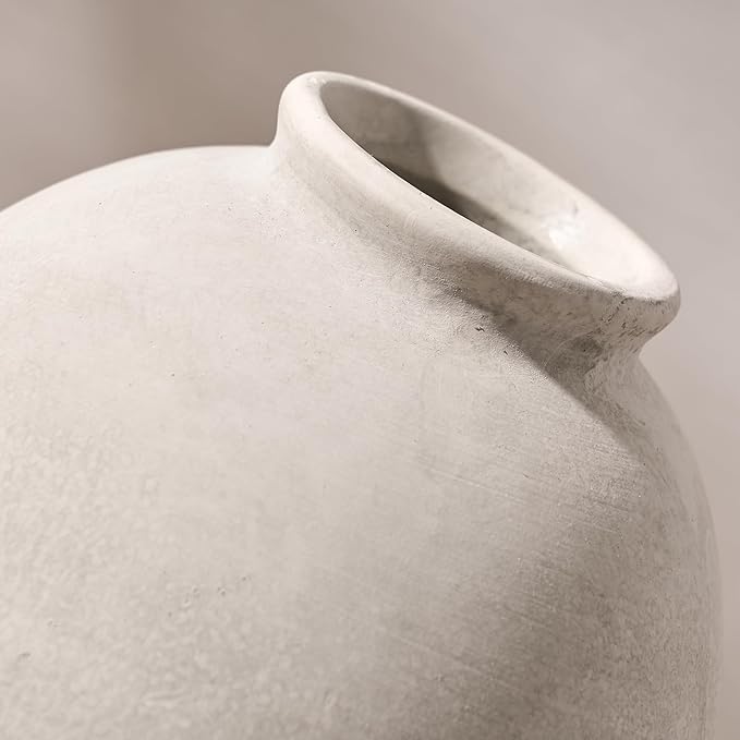 Ceramic Flower Vase, 6.22 Inch Rustic Farmhouse Vase Home Decor, Handcrafted Vintage Pottery Vase, Small Terracotta Vases for Living Room, Table, Shelf, Fireplace, Off-White