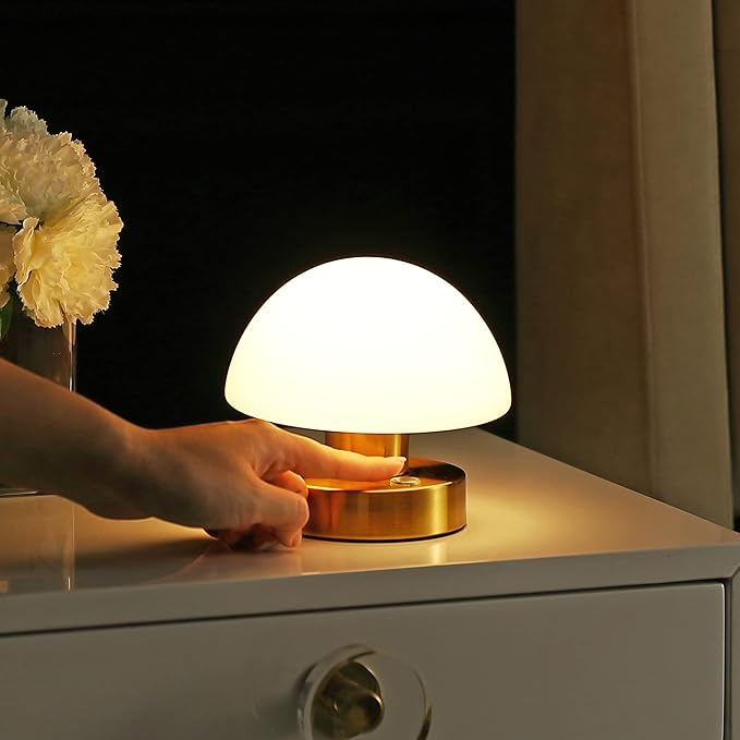JONATHAN Y JYL7113C Zoe 5.75" Modern Minimalist Iron Rechargeable Integrated LED Table Lamp Contemporary Bedside Desk Nightstand Lamp for Bedroom Living Room Office, Brass Gold/White