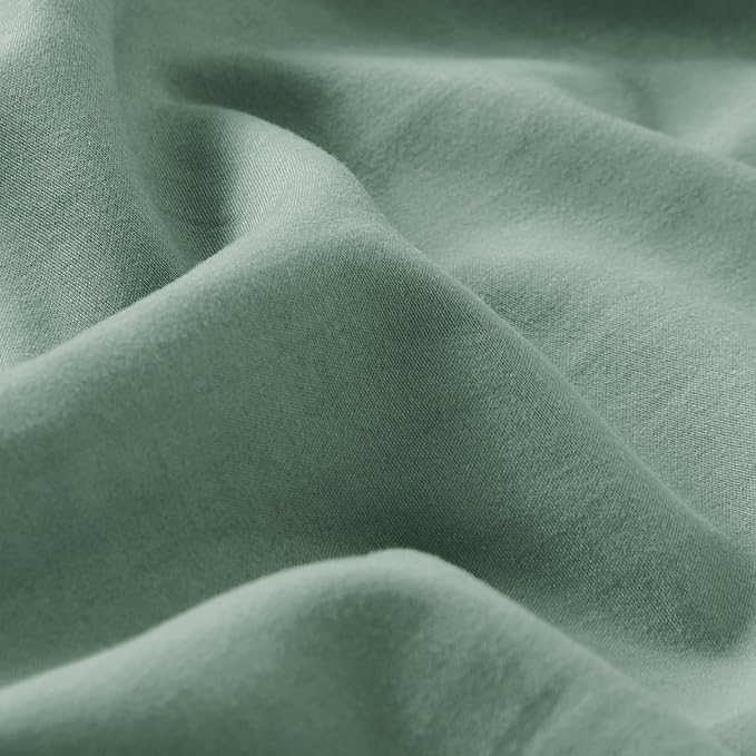 Bedsure Sage Green Oversized King Duvet Cover - 3 Pieces Prewashed Cotton-Like Extra Soft Bedding Set, Includes 1 Duvet Cover 120x98 Inches with Zipper Closure & 2 Pillow Shams, Comforter Not Included