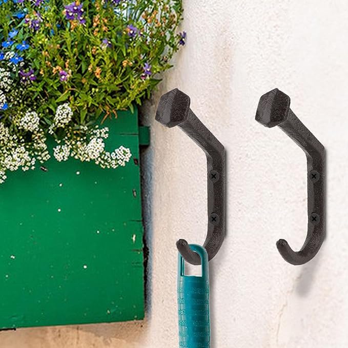 Railroad Spike Coat Hooks Vintage Cast Iron Wall Hook Heavy Duty J Shape Hooks Rustic Hook for Hanging Farmhouse Towels Clothes Bags Hats Keys 3 Pcs (J Shape)