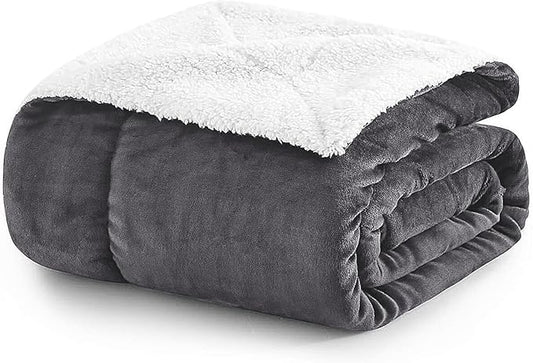 MOONLIGHT20015 Sherpa Blankets Queen Size - (Grey, 90X90 Inches) Fuzzy, Soft and Wool/Fleece Blanket for Bed, Fluffy Blankets for Winter, Camping and Travel