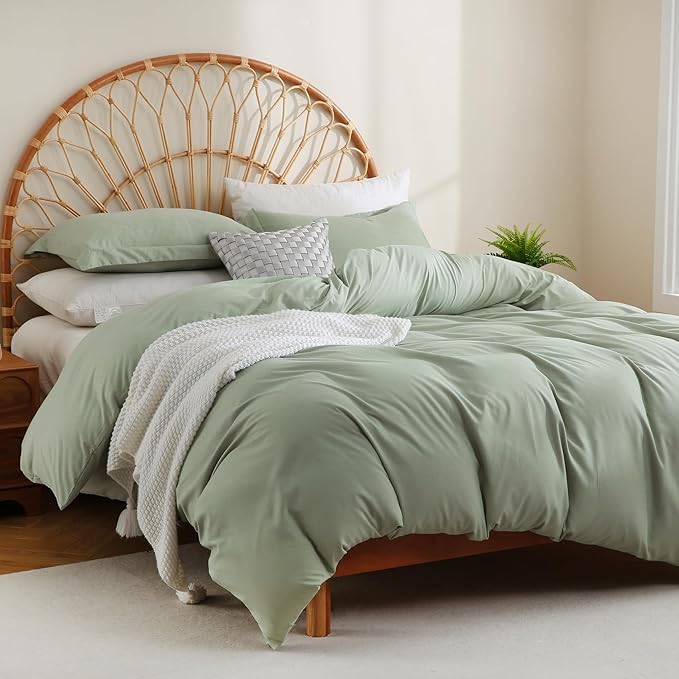 JSD Sage Green Duvet Cover Set King Size, 3 Piece Duvet Cover with Pillow Shams, Soft Brushed Microfiber Zipper Closure, Comforter Not Included