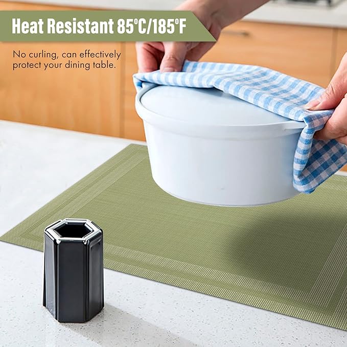 Winknowl Placemats Set of 6，Heat Resistant Woven Vinyl Washable PVC Place Mats，Non-Slip Stain Resistant Indoor/Outdoor Table Mats for Dining Table (Green)