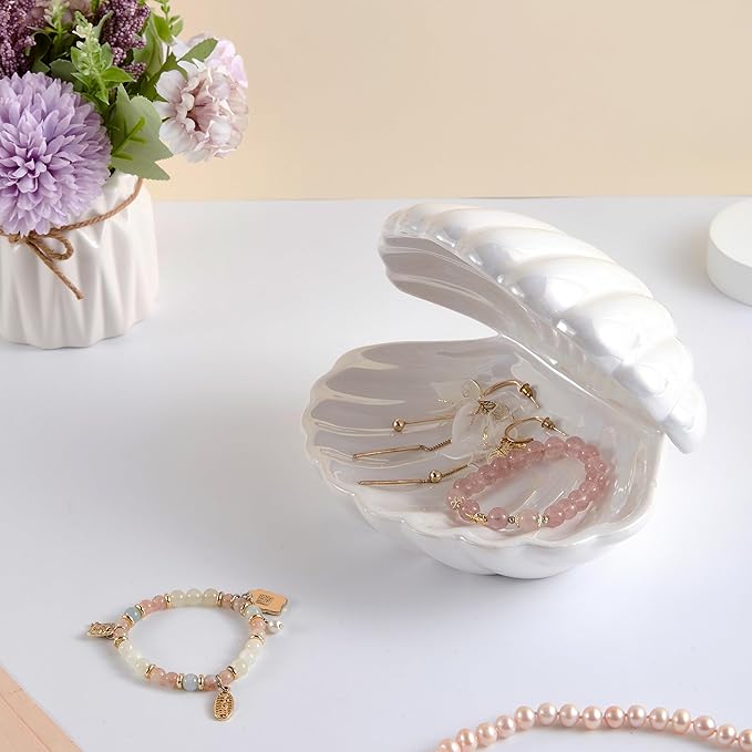 Denique Shell Jewelry Dish Tray, Ceramic Trinket Tray Clamshell Jewelry Storage Dish, Ring Holder Dish Key Bowl, Decorative Jewelry Plate, Cute Jewelry Organizer for Room Decor (White)