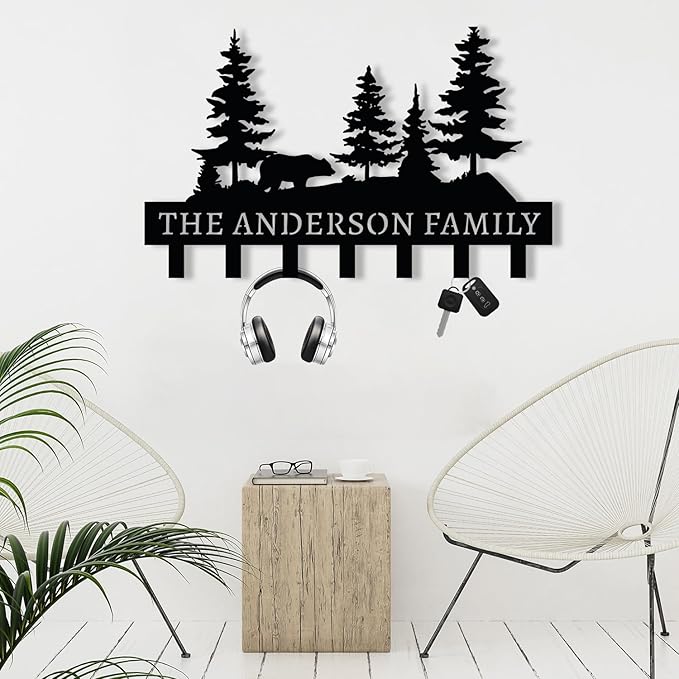 Personalized Metal Key Holder for Wall, Metal Black Bear Coat Hook Key Holder with Custom Name, Letter Wall Decoration Key Hooks, Cabin Key Hanger Decor, Key Rack for Farm, Key Organizer for Entryway