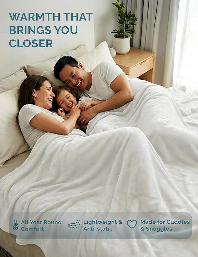Casa Platino Fleece Blanket King Size – 300 GSM White Fleece Throw for Bed or Couch – Soft Cozy Warm Holiday Bed Blanket for Winter, Fuzzy Plush Elegant Gifts for Men & Women - 108x90 Inch