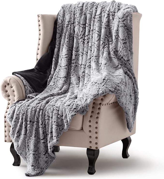 KAWAHOME Faux Fur Blanket King Size Winter Ultra Luxury Soft Cozy Warm Fluffy Plush Faux Rabbit Fur Blankets Quatrefoil Pattern for Couch Sofa Bed, 108" X 90" Dark Grey