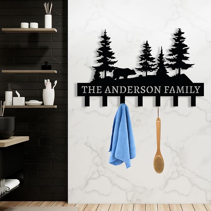 Personalized Metal Key Holder for Wall, Metal Black Bear Coat Hook Key Holder with Custom Name, Letter Wall Decoration Key Hooks, Cabin Key Hanger Decor, Key Rack for Farm, Key Organizer for Entryway
