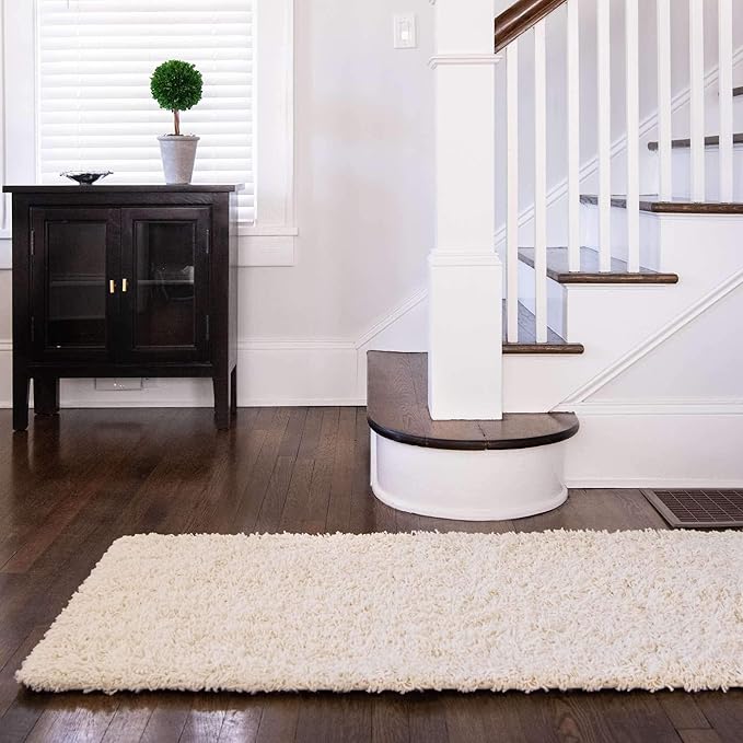 Unique Loom Solid Shag Collection Area Rug (2' 7" x 10' Runner, Pure Ivory)