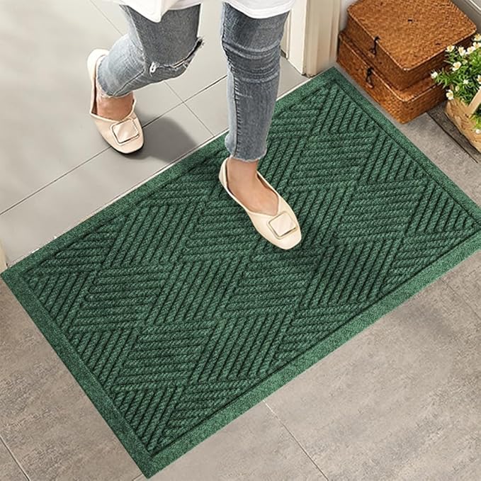 HIYARD Sturdy Front Door Mat, Absorbent Muddy Dirt Resist Welcome Door Mats Outdoor Indoor, Stain and Fade Resistant, Non-Slip Rubber Backing Low Profile Doormat for Entryway, 30×17, Green