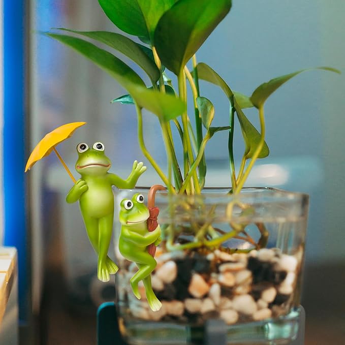 Miniature Frog Figurines Plant Decorations for Pots, 2Pcs Frog Statue Planter Hugger for Flower Yard Lawn Ornament