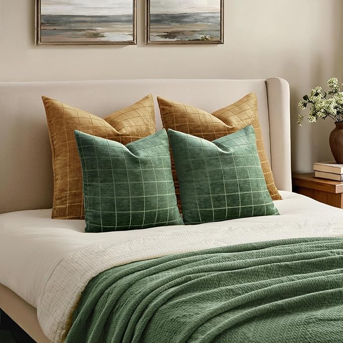 MIULEE Decorative Chenille Check Throw Pillow Covers Vintage Plaid Couch Pillows 20x20 Inch Set of 2 Neutral Boho Cushion Covers Modern Spring Home Decor for Sofa Bed Living Room Moss Green