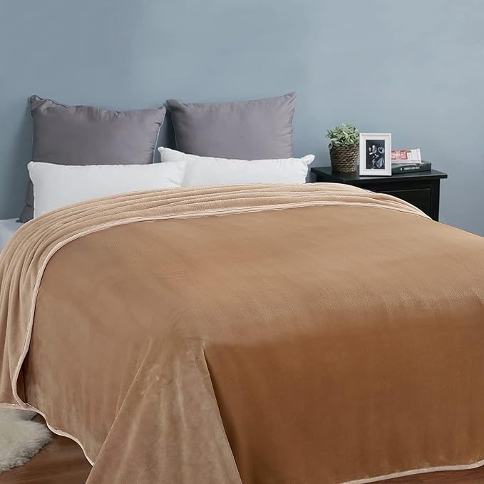 EASELAND Soft Blanket Warm Fuzzy Microplush Lightweight Thermal Fleece Blankets for Couch Bed Sofa,California King 102X108Inch,Camel
