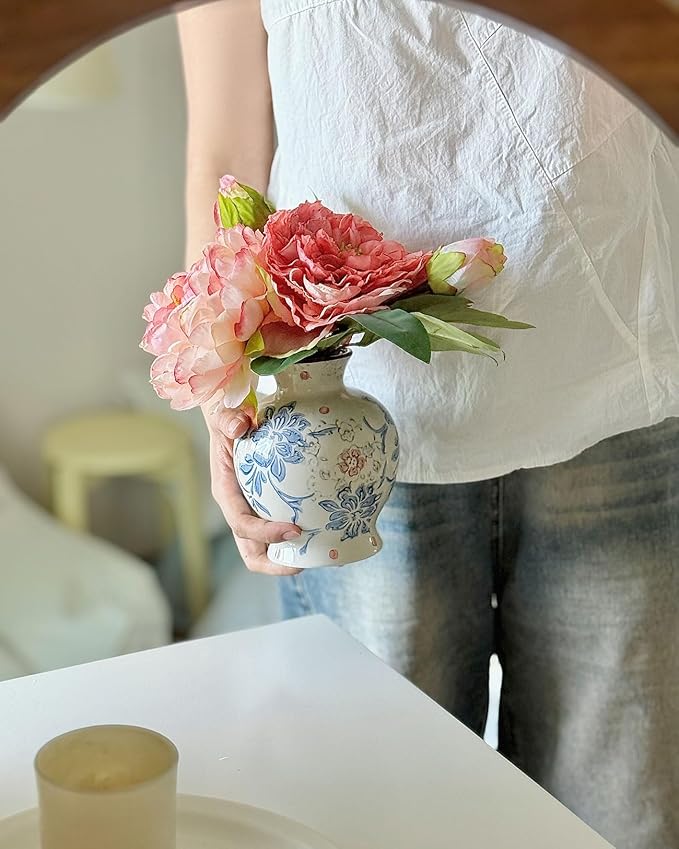 Vintage Blue and White Ceramic Vase, Classic Decorative Porcelain Flower Vase for Centerpiece Living Room Table Shelf, Chinoiserie Country Decor