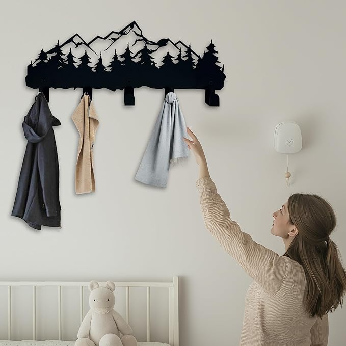 Metal Mountain Coat Hooks and Key Holder, Mountain Design Wall Art Decor, Clothes Hat Rack, and Backpack Hanger, Storage Decor for Living Room, Hallway, Office, Kitchen, Entryway, and Bedroom