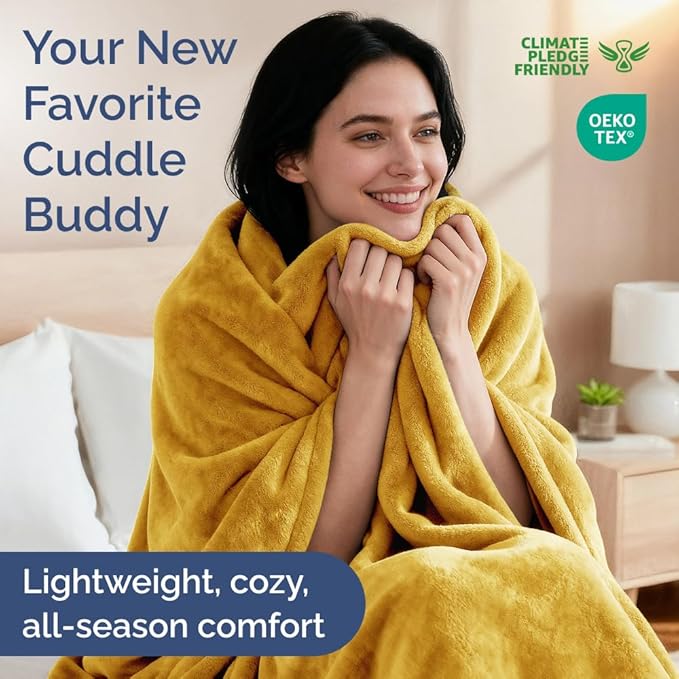 Ultra Soft Fleece Blanket King Size - Flannel Fleece Luxury King Blanket - Lightweight for Couch Bed Chair - Thick, Warm and Breathable - All Season Cozy Fuzzy, Anti-Static Microplush Bedding, Gold