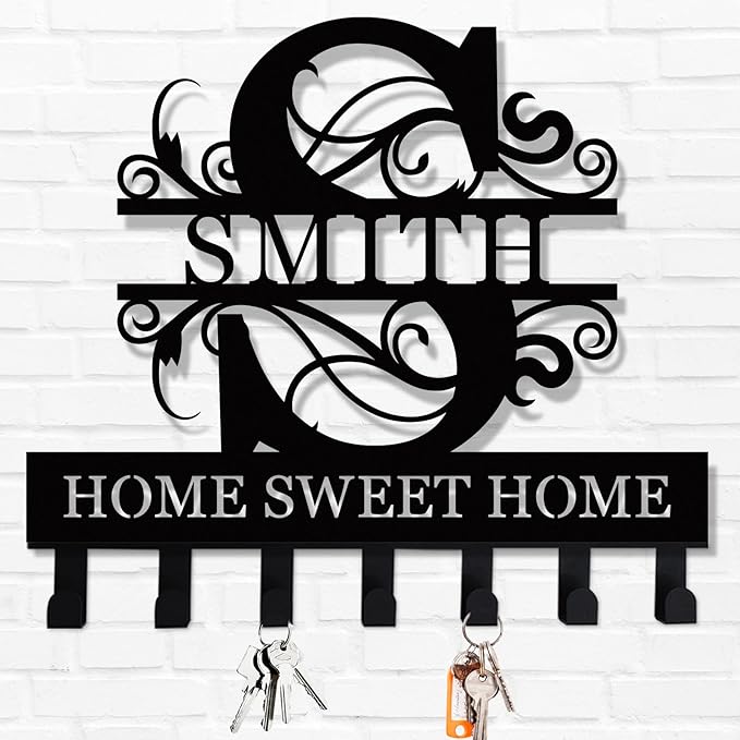 Personalized Metal Key Holder for Wall with Family Name, Custom Key Hooks Rack, Wall Mounted Key Organizer，Kitchen Decor，Housewarming Gifts,Home Decor