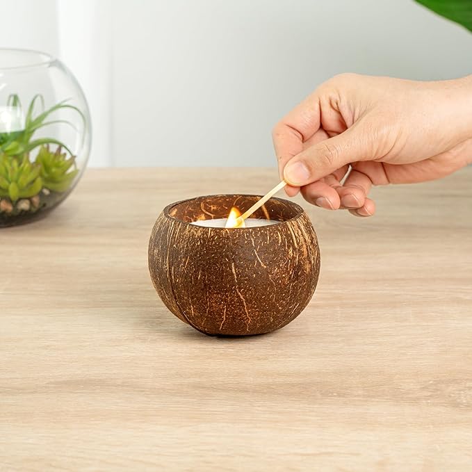 Restaurantware-Coco Casa 3.9 x 2.8 Inch Coconut Shell Candle, 1 Hand Poured Coconut Bowl Candle - Spring Hydrangea Fragrance, Double Wax Blend, Soy Wax Scented, Wooden Wick