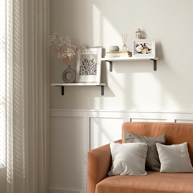 RICHER HOUSE Floating Wall Shelves, Rustic Wood Bathroom Shelves Set of 2, Farmhouse Style Shelf for Décor, Hanging Bedroom, Storage, Kitchen, Living Room - White