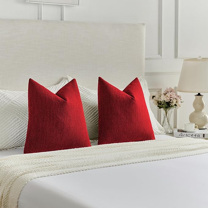 FUTEI Valentine's Day Red Chenille Decorative Throw Pillow Covers 18x18 Inch Set of 2,Soft Cozy Faux Linen Textured Cushion Case,Farmhouse Home Decor for Couch Living Room