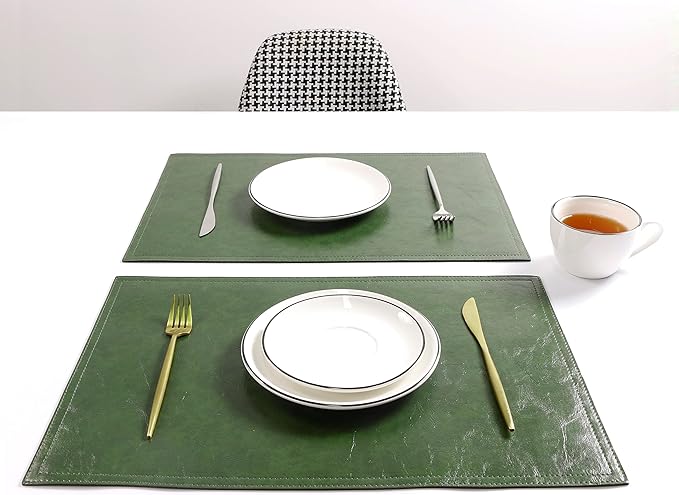 Waterproof PU Placemats, Faux Leather Dining Table Mat, Set of 6, Easy to Wipe Off Scrub Vinyl Mat, Heat & Stain Resistant for Office Conference Table, Home Decor