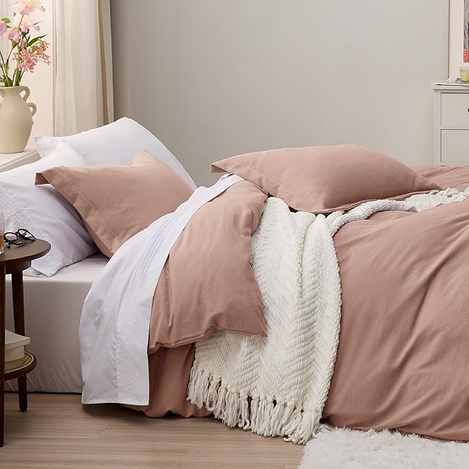 Bedsure Mocha Mousse Duvet Cover Queen Size - 3 Pieces Prewashed Extra Soft Bedding Set, Includes 1 Duvet Cover 90x90 Inches with Zipper Closure & 2 Pillow Shams, Comforter Not Included