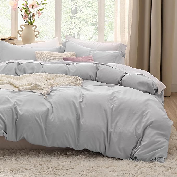 Bedsure Light Grey Duvet Cover King Size - 3 Pieces Prewashed Cotton-Like Extra Soft Bedding Set, Includes 1 Duvet Cover 104x90 Inches with Zipper Closure & 2 Pillow Shams, Comforter Not Included