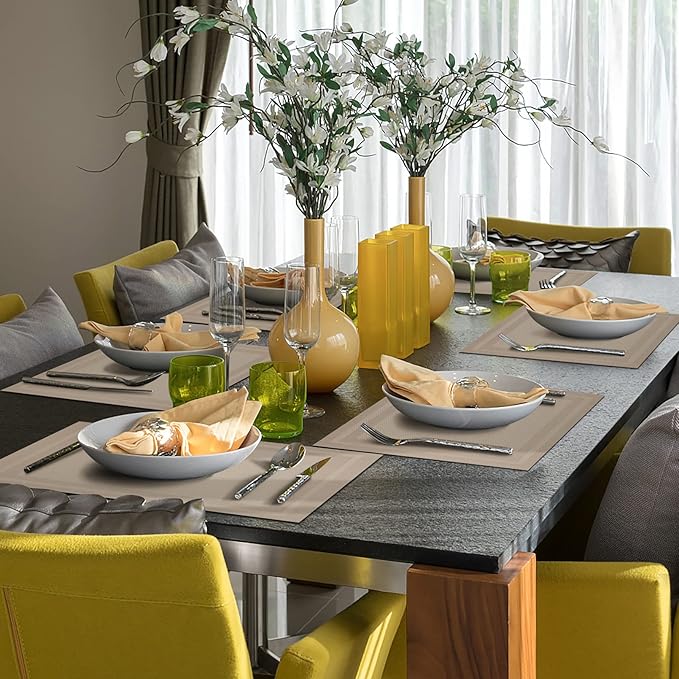 Winknowl Placemats Set of 8，Heat Resistant Woven Vinyl Washable PVC Place Mats，Non-Slip Stain Resistant Indoor/Outdoor Table Mats for Dining Table (Gold)