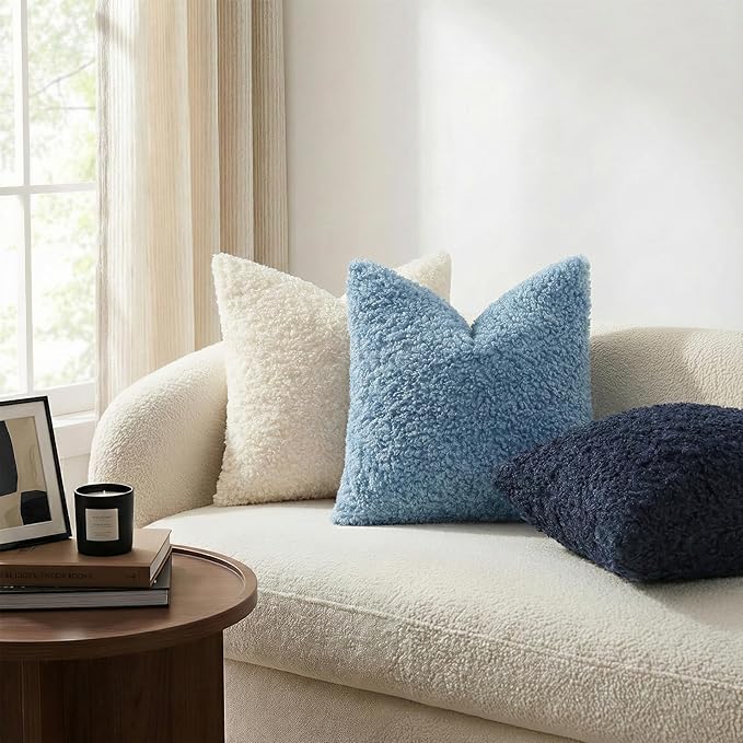 decorUhome Pack of 2 Throw Pillow Covers 18x18 Inch, Faux Fur Decorative Sherpa Pillow Covers Fuzzy Accent Soft Sheepskin Fleece Pillow Cases for Couch Living Room Bed, Light Blue