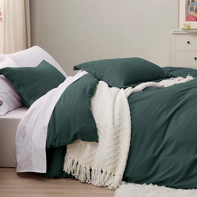 Bedsure Forest Green Duvet Cover Queen Size - 3 Pieces Prewashed Cotton-Like Extra Soft Bedding Set, Includes 1 Duvet Cover 90x90 Inches with Zipper Closure & 2 Pillow Shams, Comforter Not Included