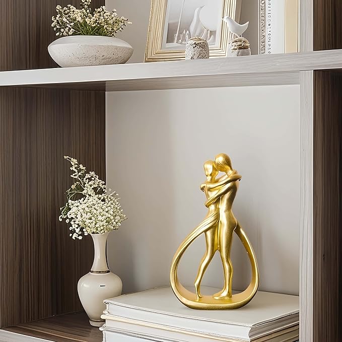 Nordic Couple Resin Sculpture Romantic Golden Love Statue for Home Decor Perfect for Couples 5.2 Inches