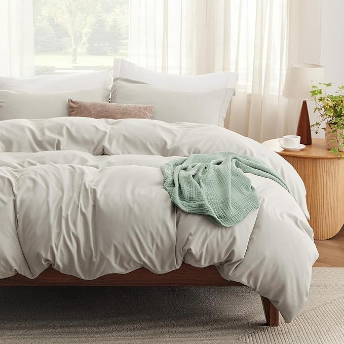 Bedsure Duvet Cover Queen Size with Fitted Sheet - 4 Pieces Prewashed Cotton-Like Extra Soft Bedding Set, Includes 1 Duvet Cover 90x90 Inches with Zipper Closure, 2 Pillow Shams, 1 Fitted Sheet, Linen