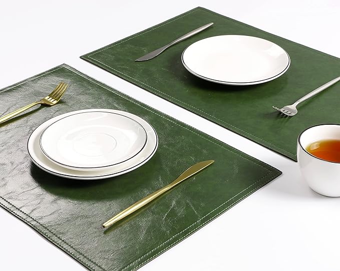 Waterproof PU Placemats, Faux Leather Dining Table Mat, Set of 6, Easy to Wipe Off Scrub Vinyl Mat, Heat & Stain Resistant for Office Conference Table, Home Decor