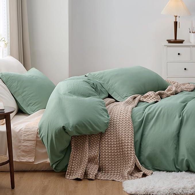 Bedsure Sage Green Duvet Cover Queen Size - 3 Pieces Prewashed Cotton-Like Extra Soft Bedding Set, Includes 1 Duvet Cover 90x90 Inches with Zipper Closure & 2 Pillow Shams, Comforter Not Included