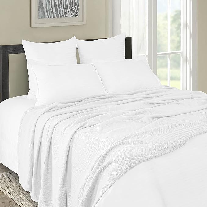 BOUTIQUO 100% Cotton Bed Blanket, Breathable Thermal Blanket King Size, Soft Honeycomb Waffle Blanket 90"x102", Cotton Bed Blanket, Perfect for Layering Any Bed for All Season, White